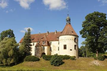 Фото Отель Jaunpils Castle г. Jaunpils 1